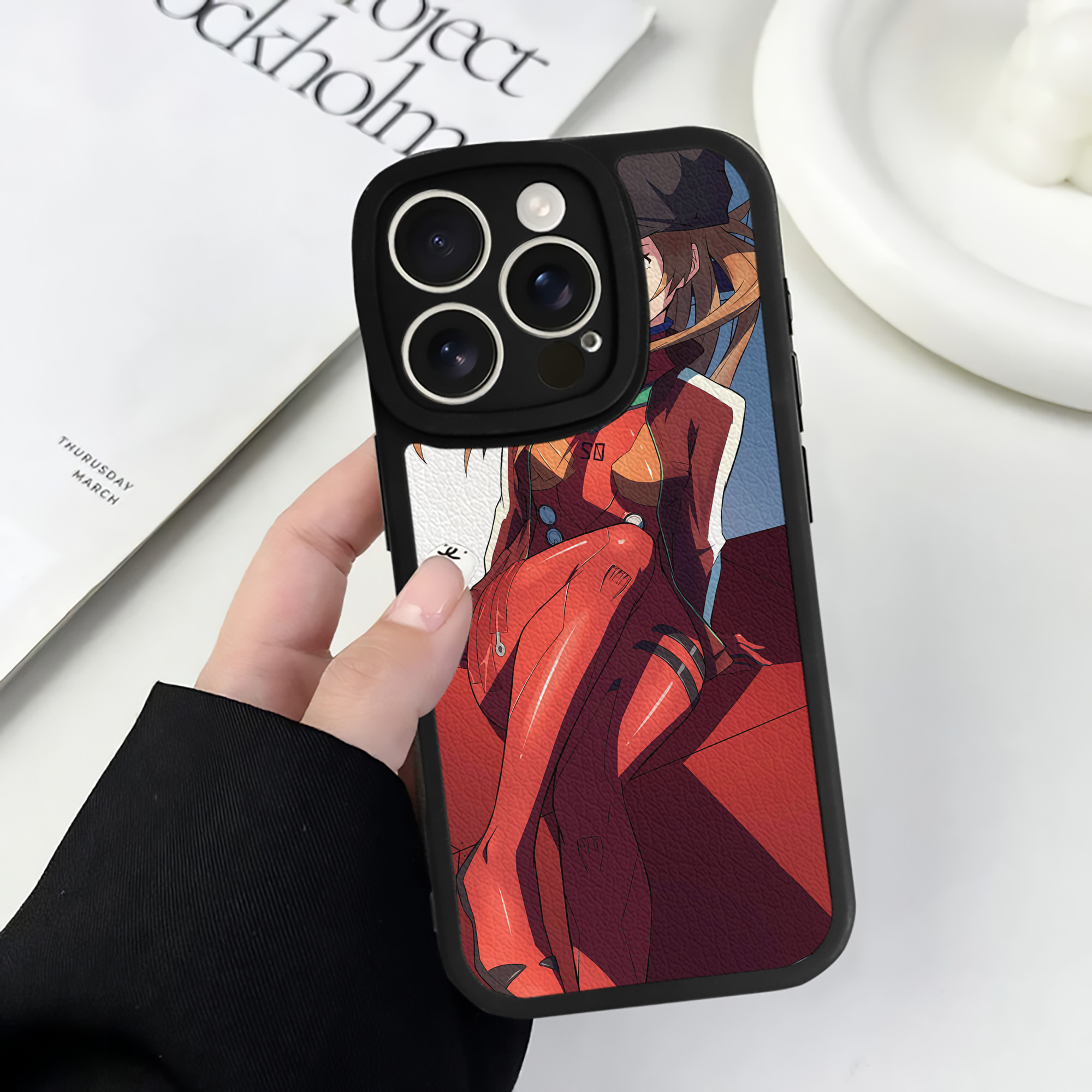 （画像用） EVA 新世紀エヴァンゲリオン 【iPhone 16シリーズ対応】シリコンスマホケース（レザー調） 材質：シリコン